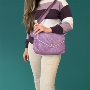 Amelia Leather Handbag | Lilac – Elegant woven leather envelope bag with detachable strap and chic wristlet